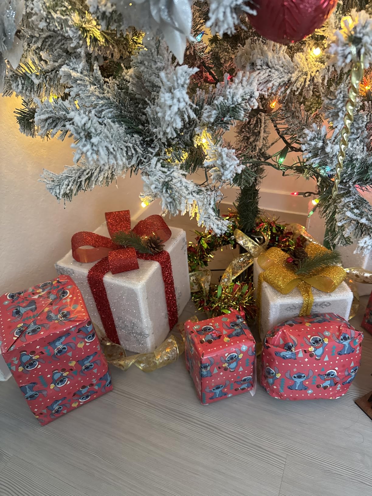 Set of 3 Christmas Lighted Gift Boxes