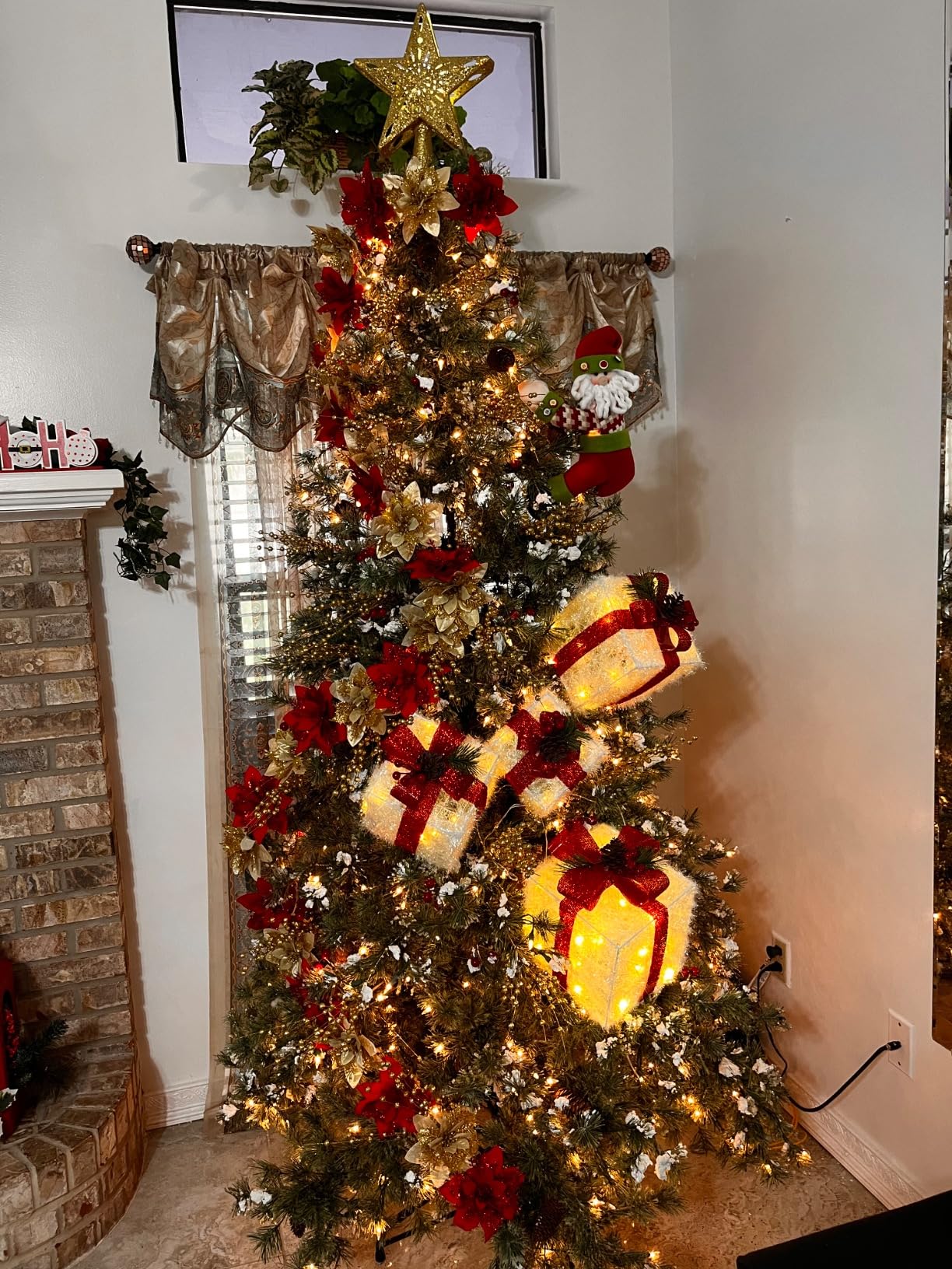 4 Set Christmas Lighted Gift Boxes Decorations