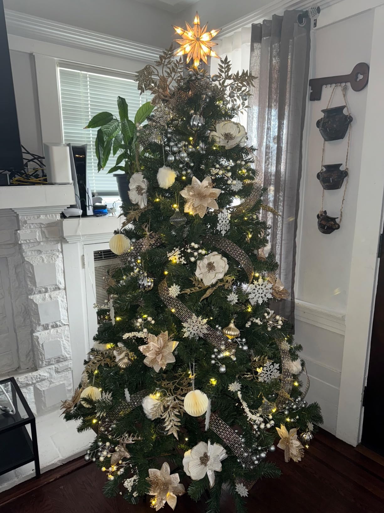 36 pcs White Snowflake Ornaments